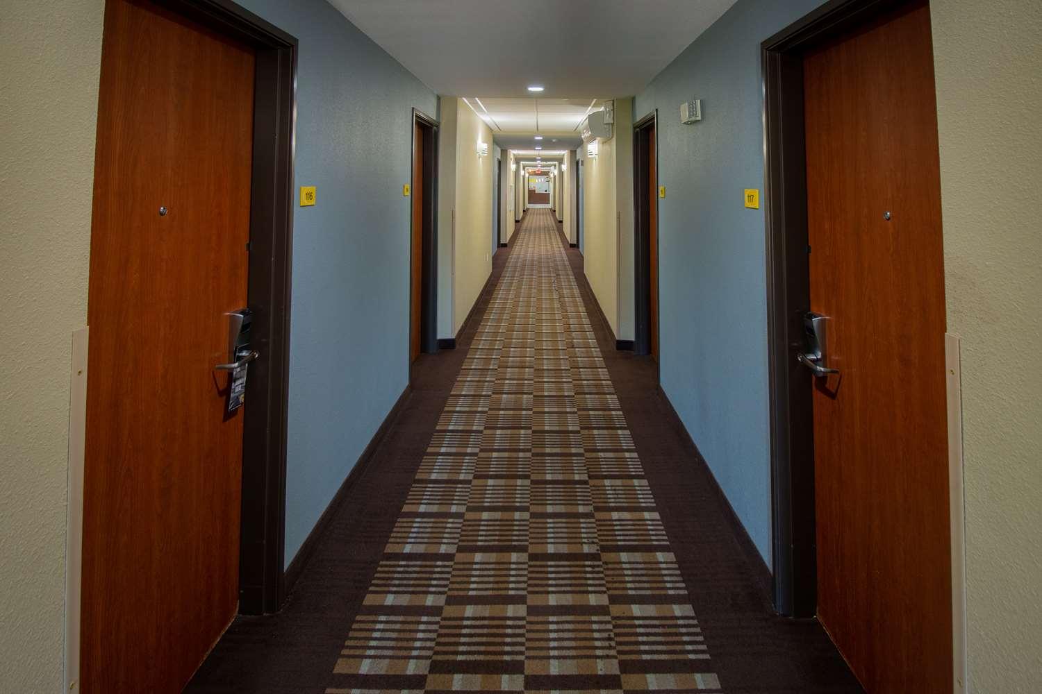 Surestay Plus Hotel By Best Western Owasso Tulsa North Exterior photo