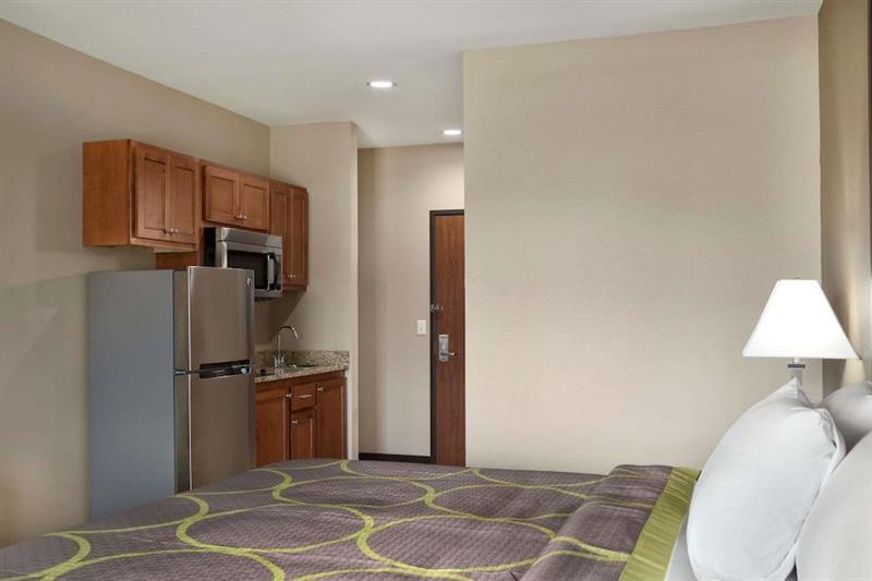 Surestay Plus Hotel By Best Western Owasso Tulsa North Exterior photo